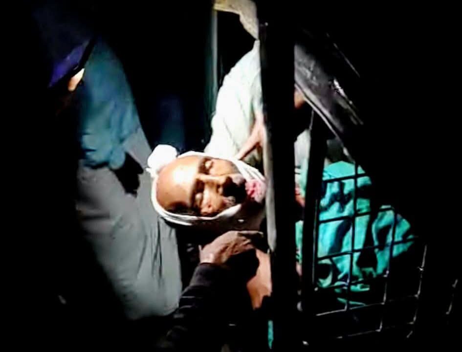 চন্দনাইশে ডাকাতের গুলিতে গরুর মালিক নিহত. ৩ গরু লুট