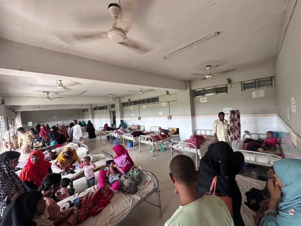 ৩১শয্যা পেকুয়া হাসপাতালে ভর্তি রোগীর সংখ্যা ১৪০ছাড়িয়েছে, চলছে স্বাস্থ্যসেবা